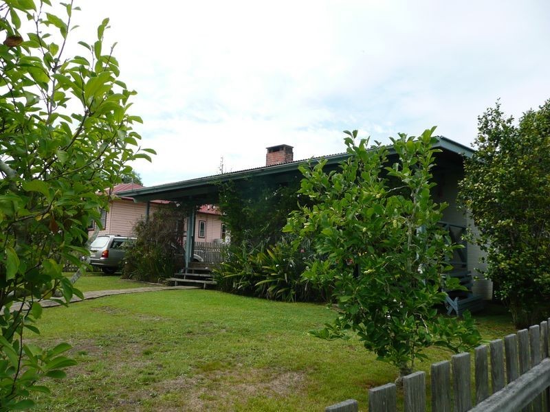 8 Keech Street, Wingham NSW 2429