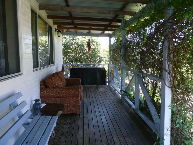 8 Keech Street, Wingham NSW 2429