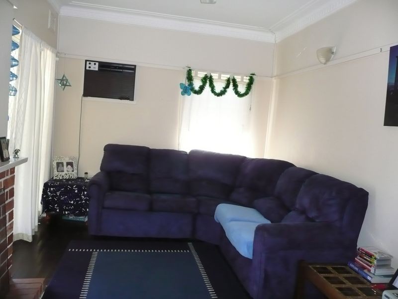 8 Keech Street, Wingham NSW 2429