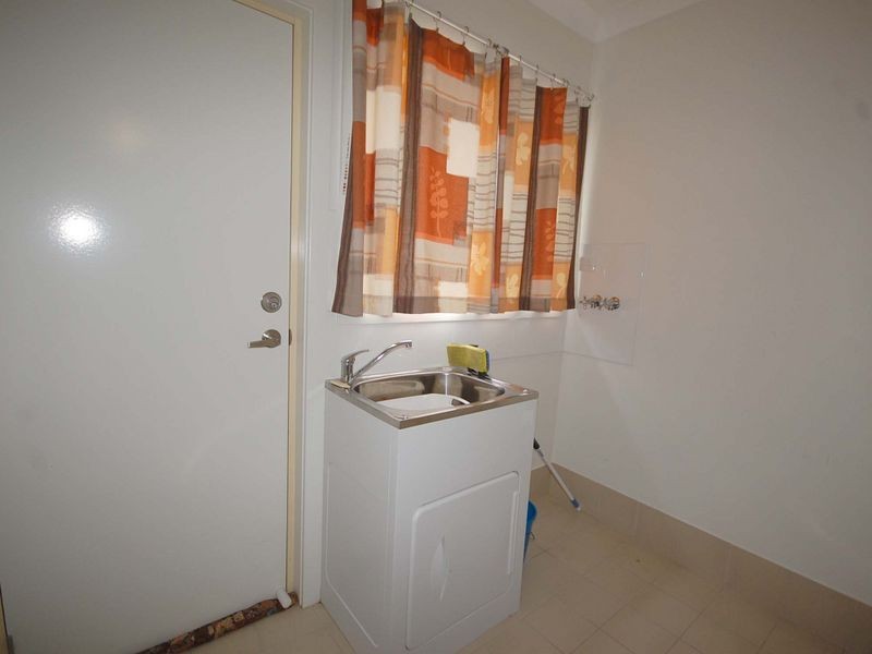 2/39 Combined Street, Wingham NSW 2429