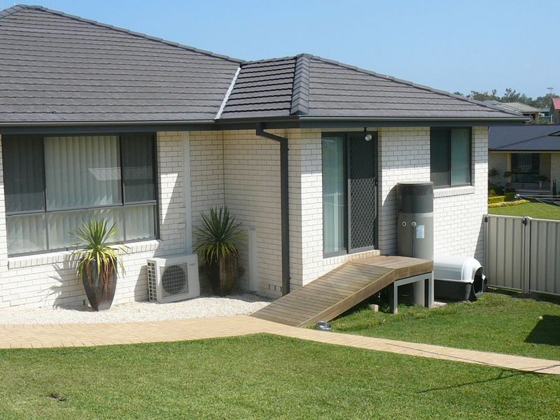 2 Bell Close, Wingham NSW 2429