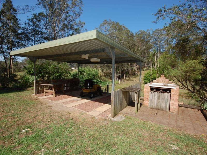 21 Bull Hill Road, Tinonee NSW 2430