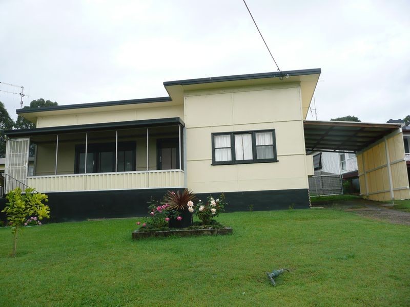 2 McPherson Street, Wingham NSW 2429