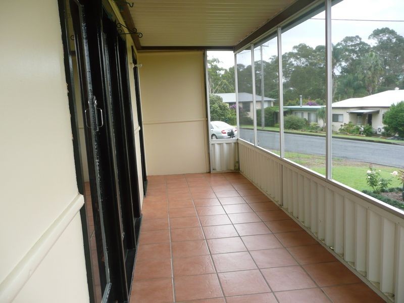 2 McPherson Street, Wingham NSW 2429