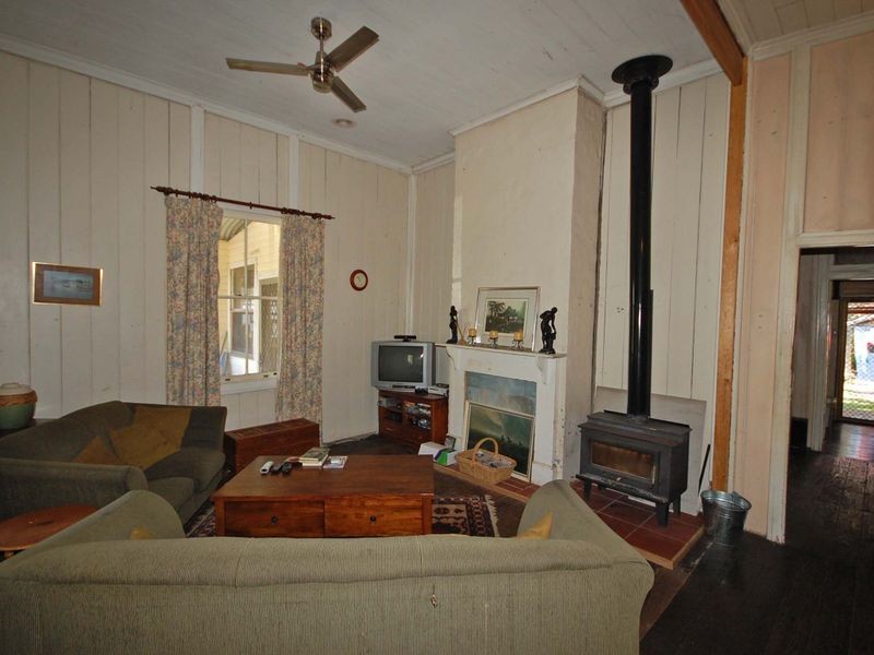 18 Mortimer Street, Wingham NSW 2429