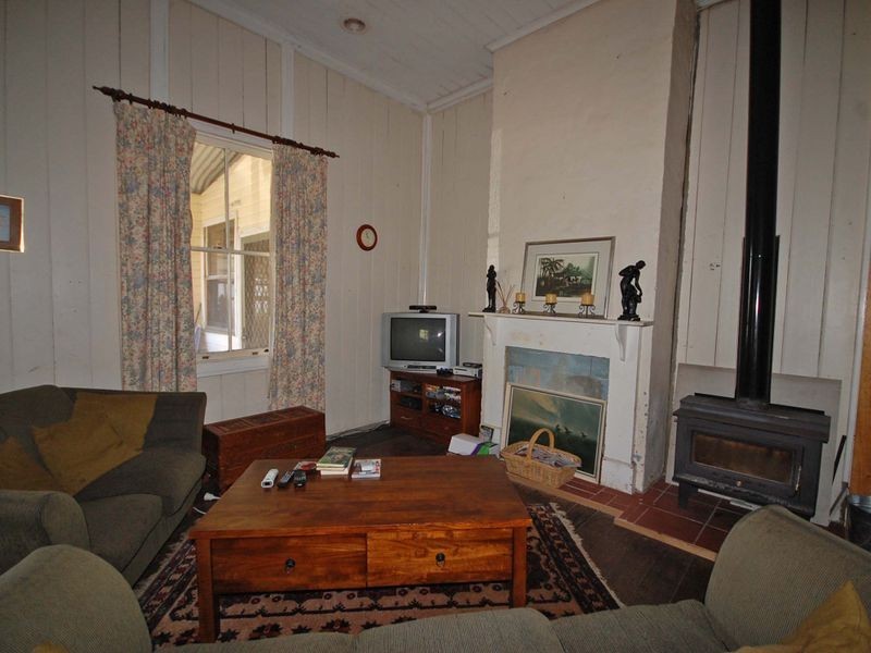 18 Mortimer Street, Wingham NSW 2429
