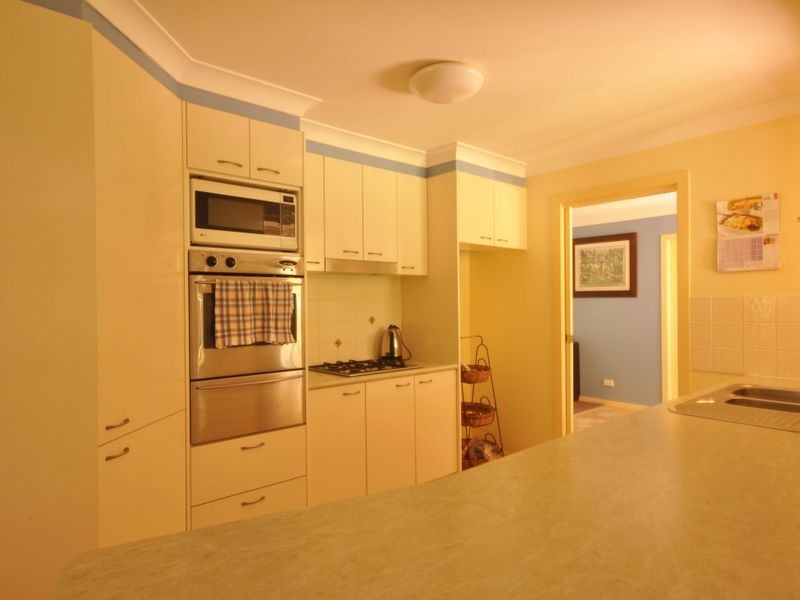 11 Pearson Place, Wingham NSW 2429