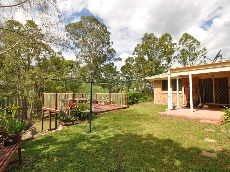 11 Pearson Place, Wingham NSW 2429