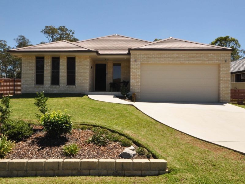 9 Rosedale Place, Tinonee NSW 2430