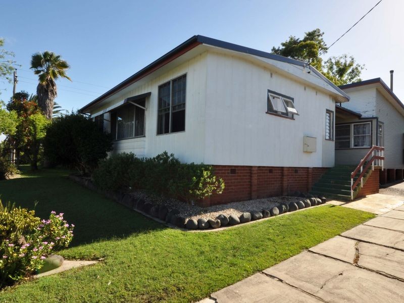 68 Queen Street North, Wingham NSW 2429