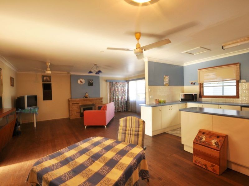 68 Queen Street North, Wingham NSW 2429