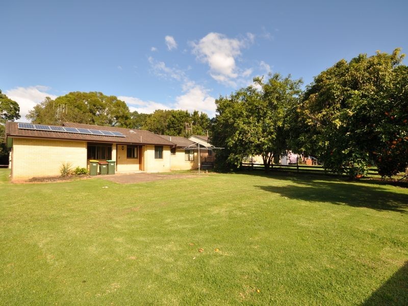 17 East Combined Street, Wingham NSW 2429