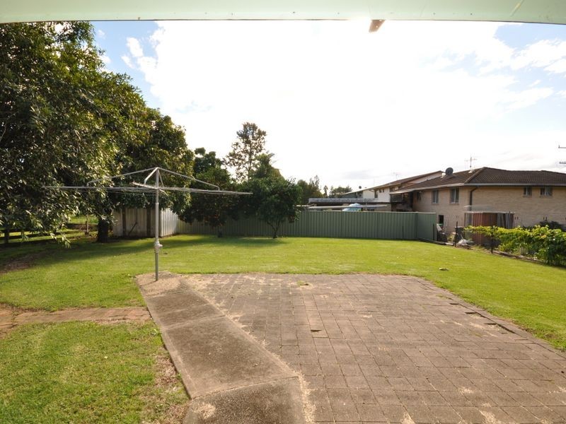 17 East Combined Street, Wingham NSW 2429