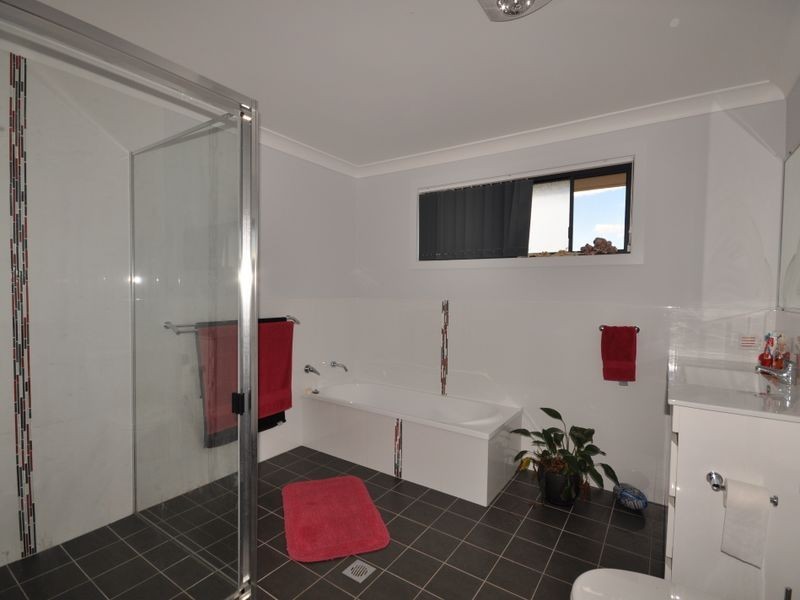 7 Ellenora Circuit, Wingham NSW 2429