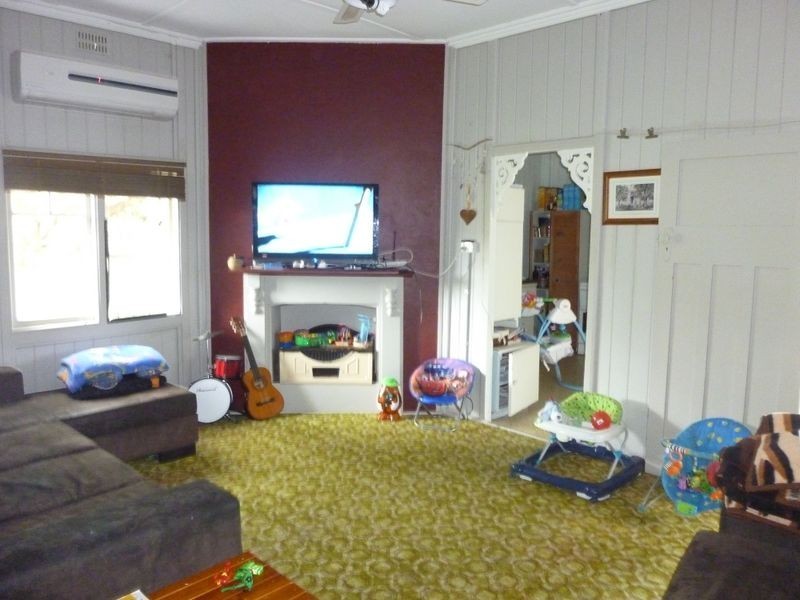 33 Farquhar Street, Wingham NSW 2429