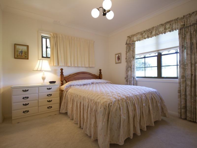 24 Riverview Drive, Wingham NSW 2429