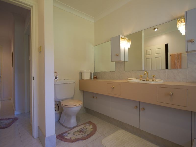 24 Riverview Drive, Wingham NSW 2429