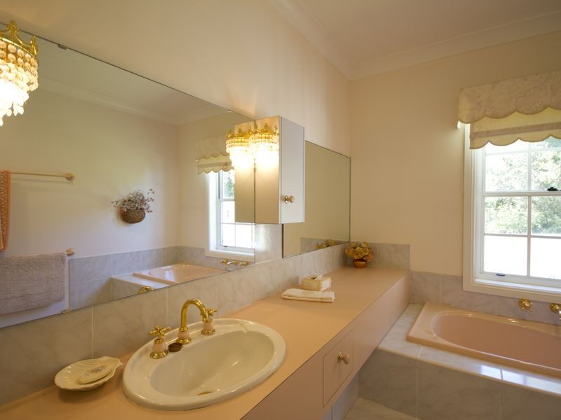 24 Riverview Drive, Wingham NSW 2429