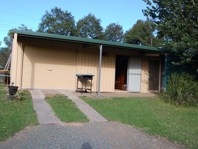 17 Boundary Road, Wingham NSW 2429