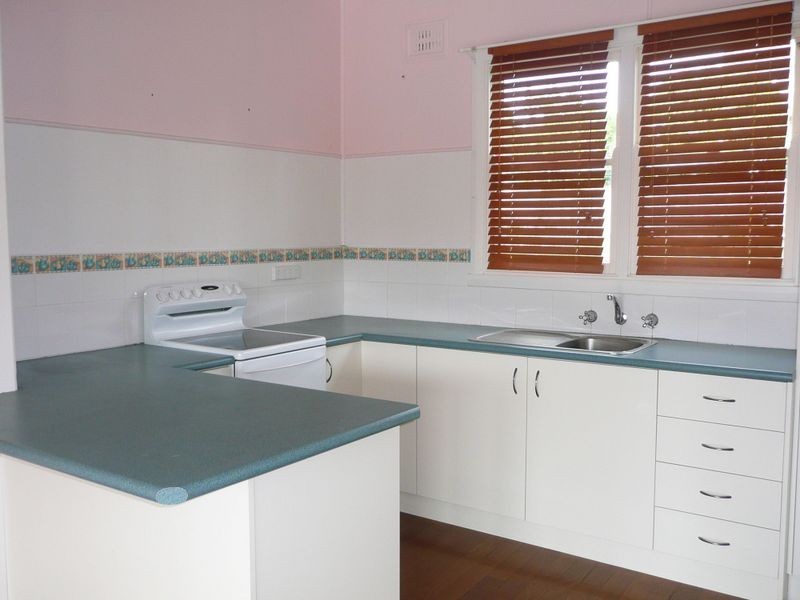 2 McPherson Street, Wingham NSW 2429