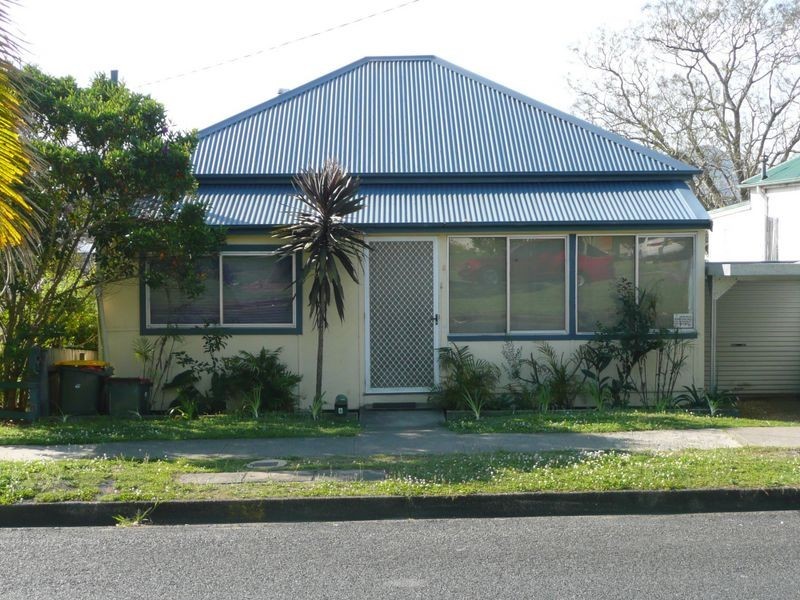 8 Bent Street, Wingham NSW 2429