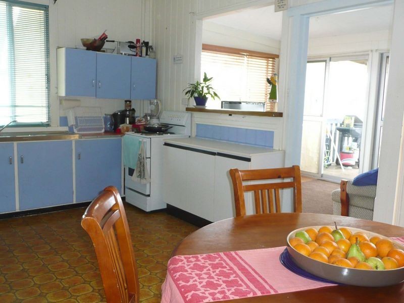 8 Bent Street, Wingham NSW 2429