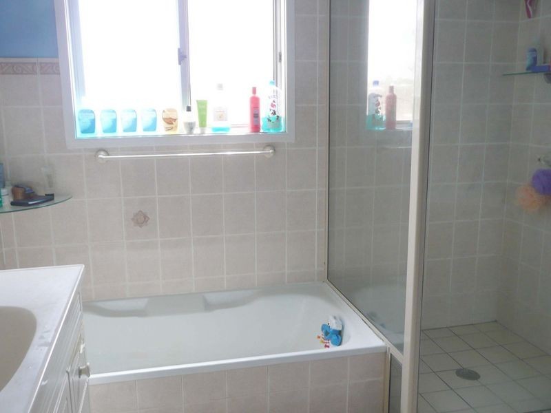 8 Bent Street, Wingham NSW 2429