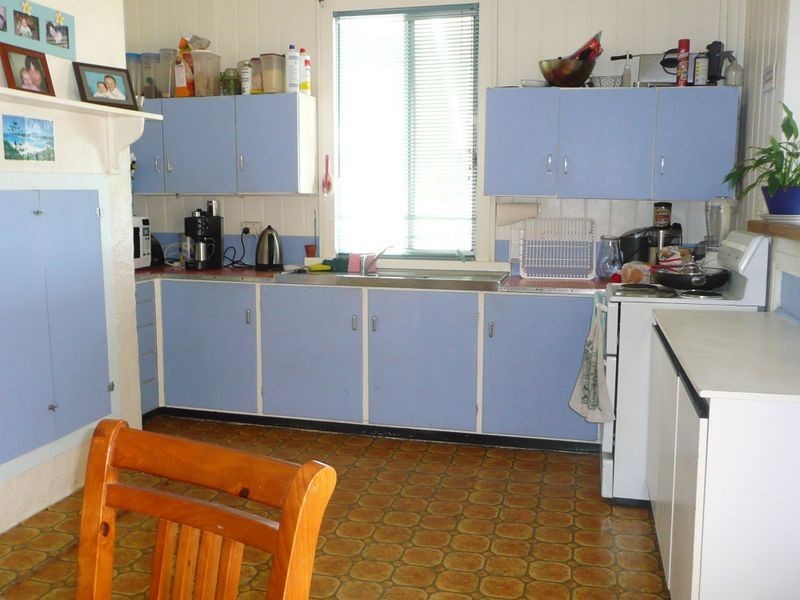 8 Bent Street, Wingham NSW 2429