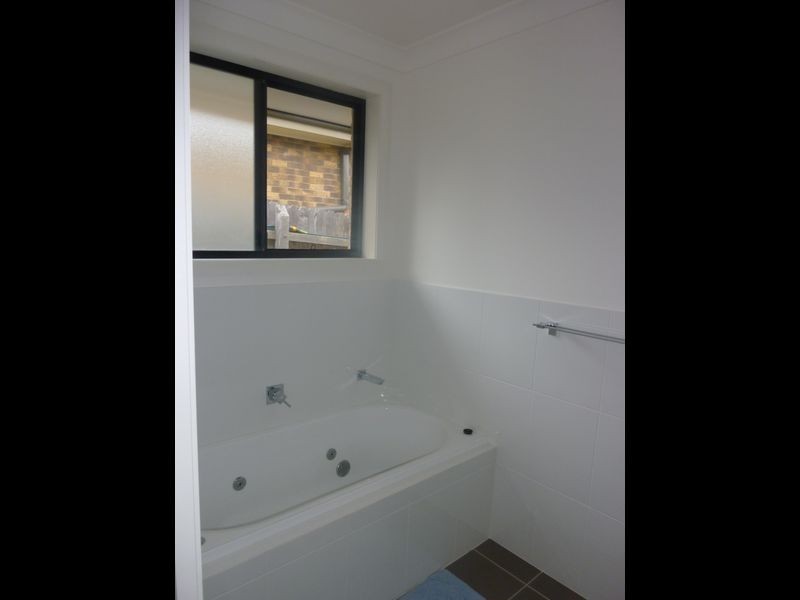 2/10 Bahanas Close, Wingham NSW 2429
