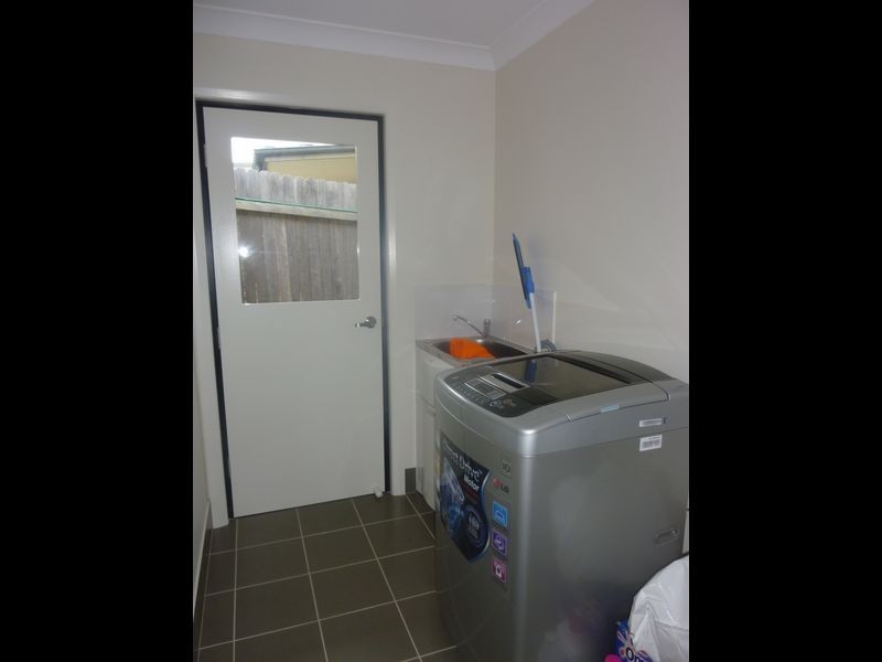 2/10 Bahanas Close, Wingham NSW 2429