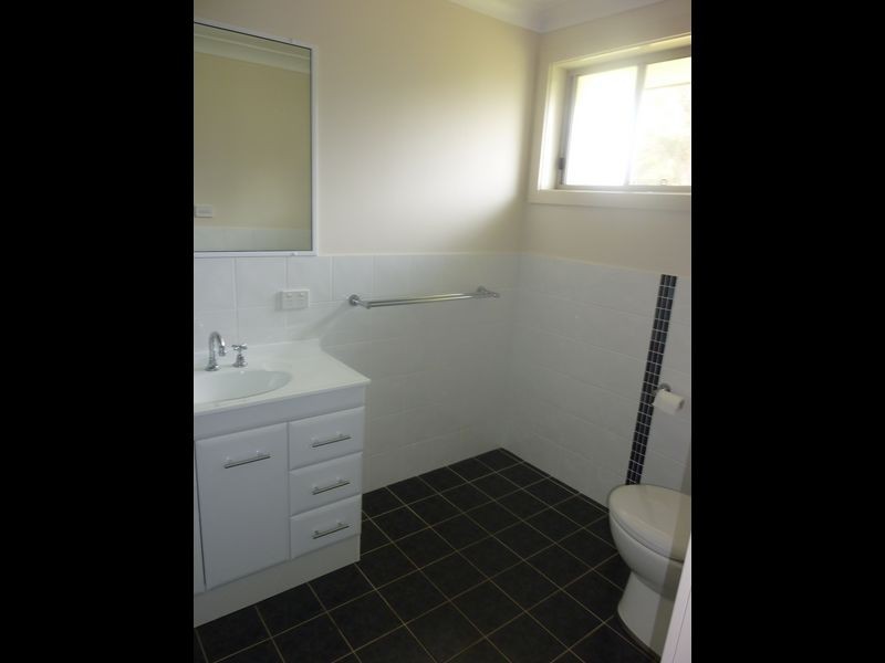19 Country Club Drive, Wingham NSW 2429