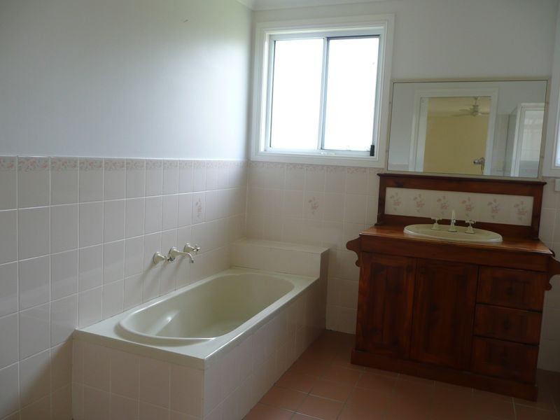 13 Bungay Road, Wingham NSW 2429