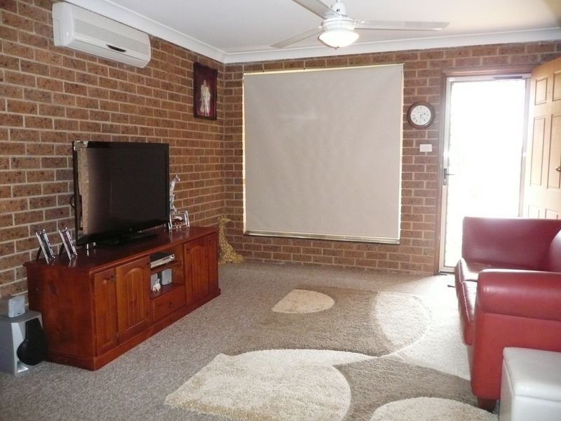 2/2A Mcpherson Street, Wingham NSW 2429