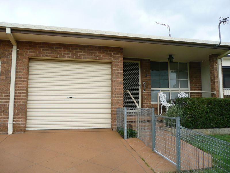 2/2A Mcpherson Street, Wingham NSW 2429