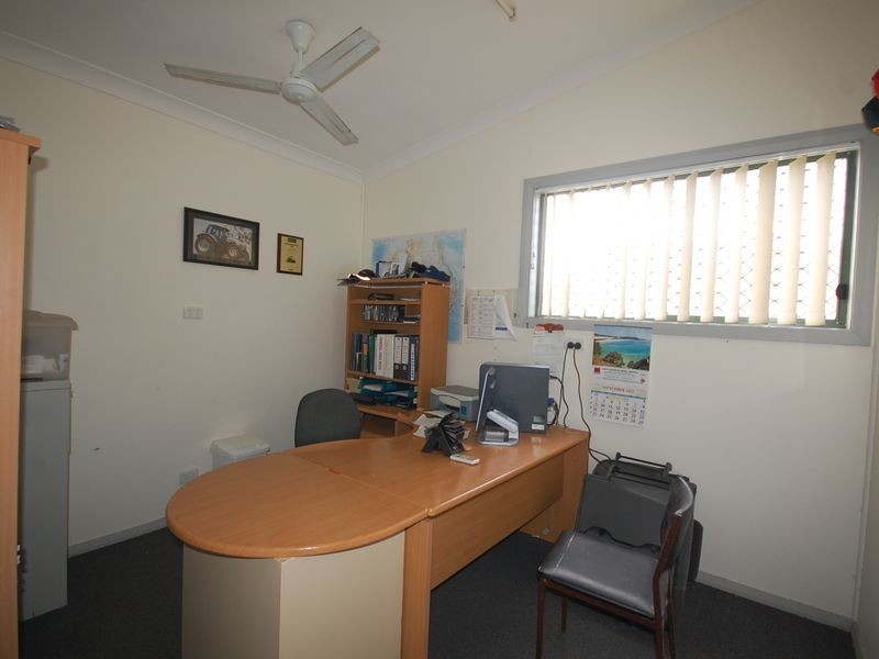 1 Apanie Close, Wingham NSW 2429