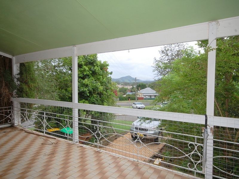 8 Canget Street, Wingham NSW 2429