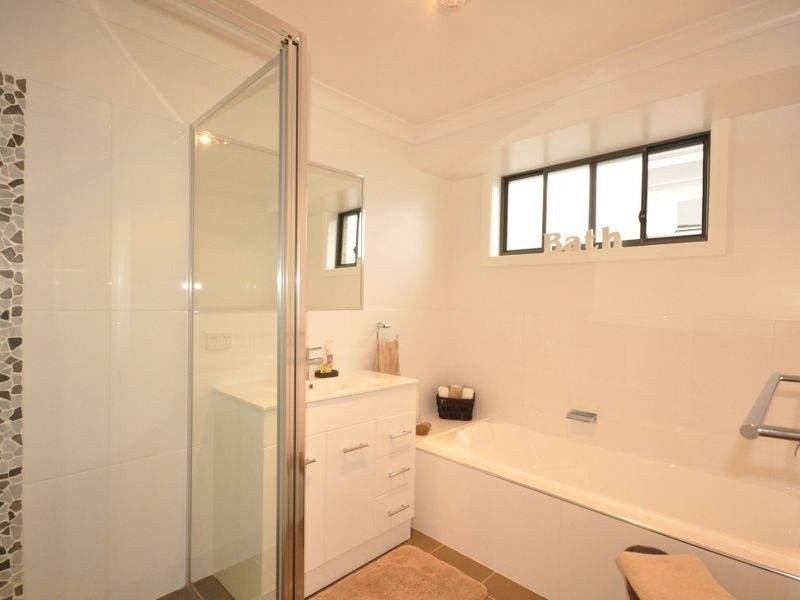 10 Treetops Parade, Wingham NSW 2429