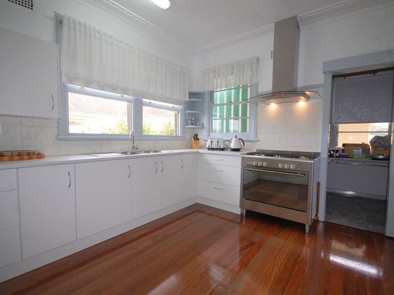 3 Lobban Road, Wingham NSW 2429