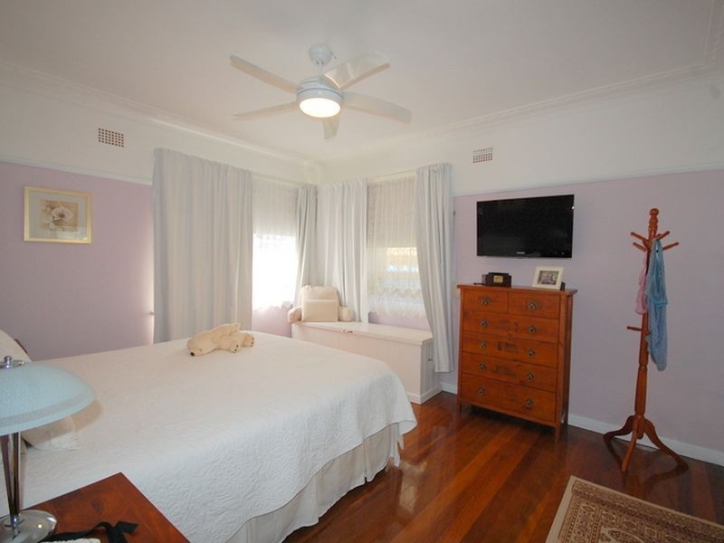 3 Lobban Road, Wingham NSW 2429