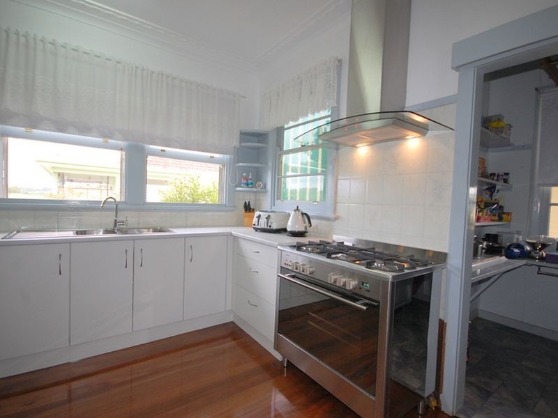 3 Lobban Road, Wingham NSW 2429