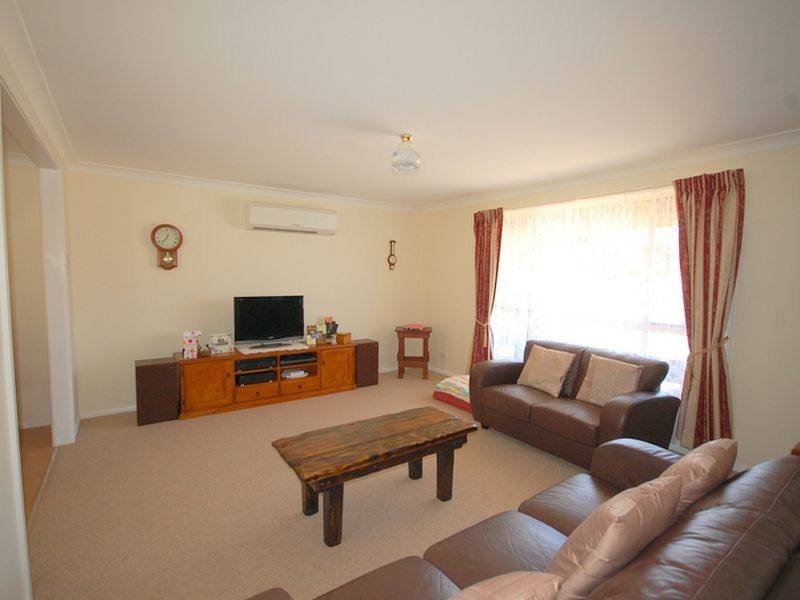 1 Sunset Avenue, Wingham NSW 2429