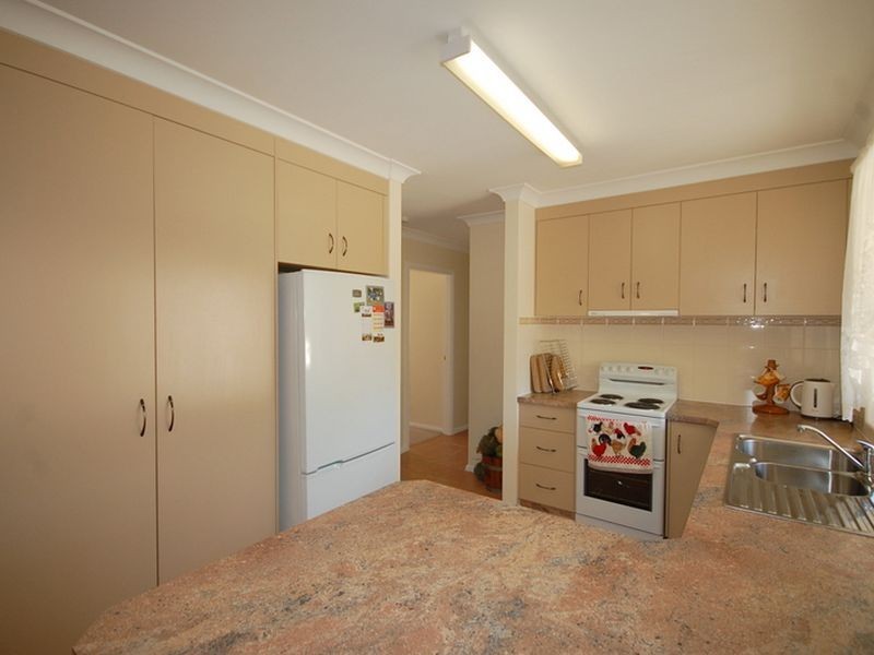 1 Sunset Avenue, Wingham NSW 2429