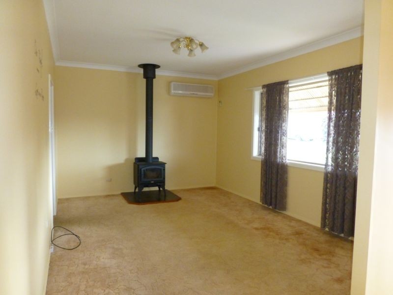 8 Skinner Street, Wingham NSW 2429
