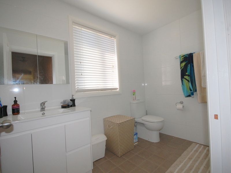 32 Combined Street, Wingham NSW 2429