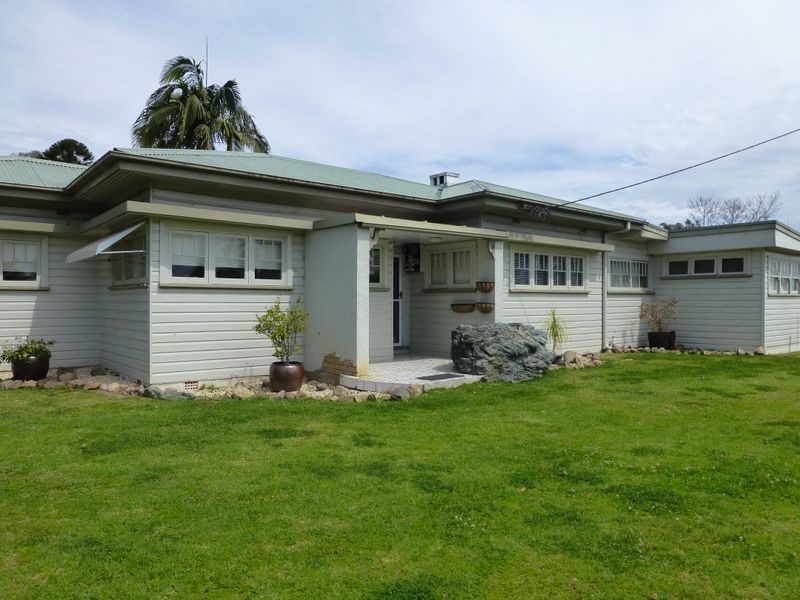 18 Combined Street, Wingham NSW 2429