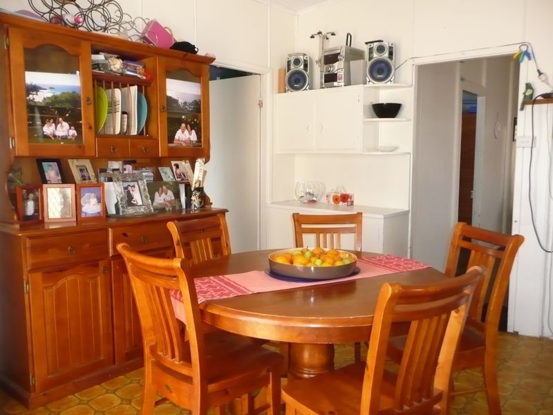 8 Bent Street, Wingham NSW 2429