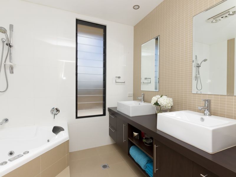 21 Riverview Drive, Wingham NSW 2429