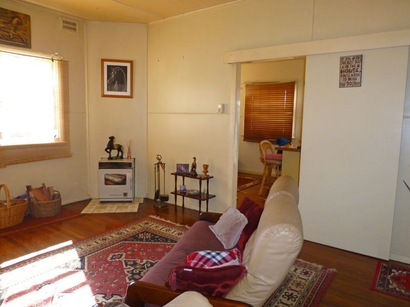 5 Queen Street, Wingham NSW 2429