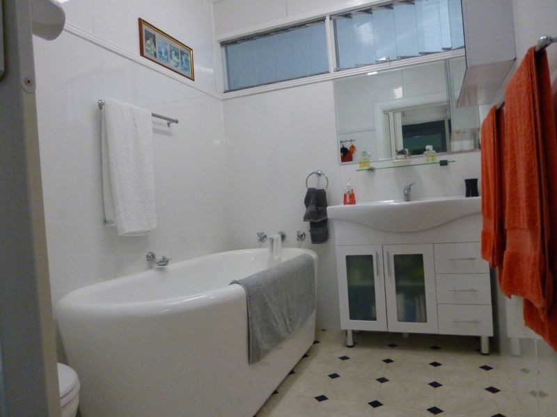 18 Fotheringham Street, Wingham NSW 2429