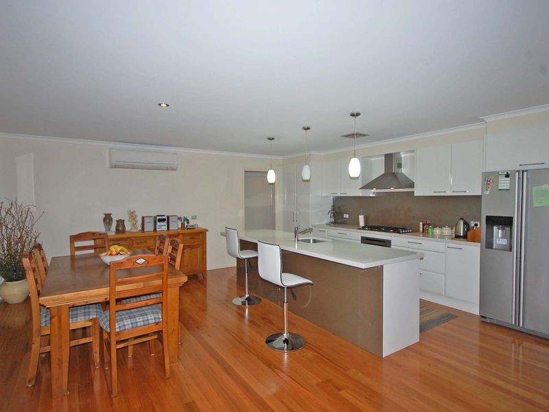 17 Country Club Drive, Wingham NSW 2429